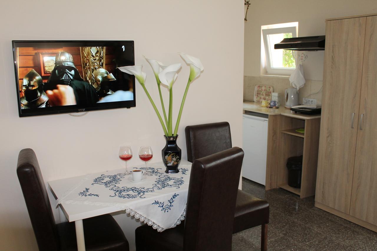 Apartamento Royal Family Ni Exterior foto